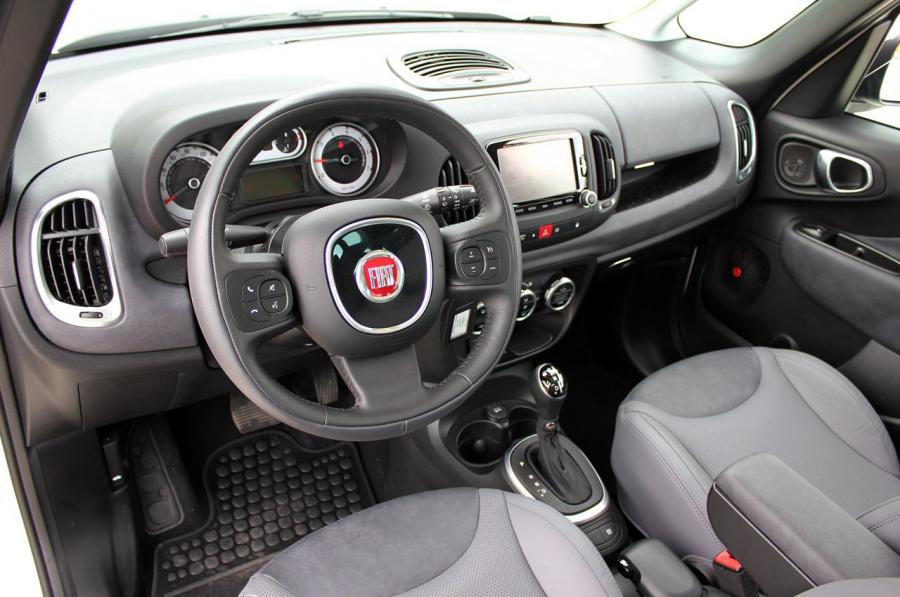  Fiat 500L 2014 года  (фото 109 из 138)